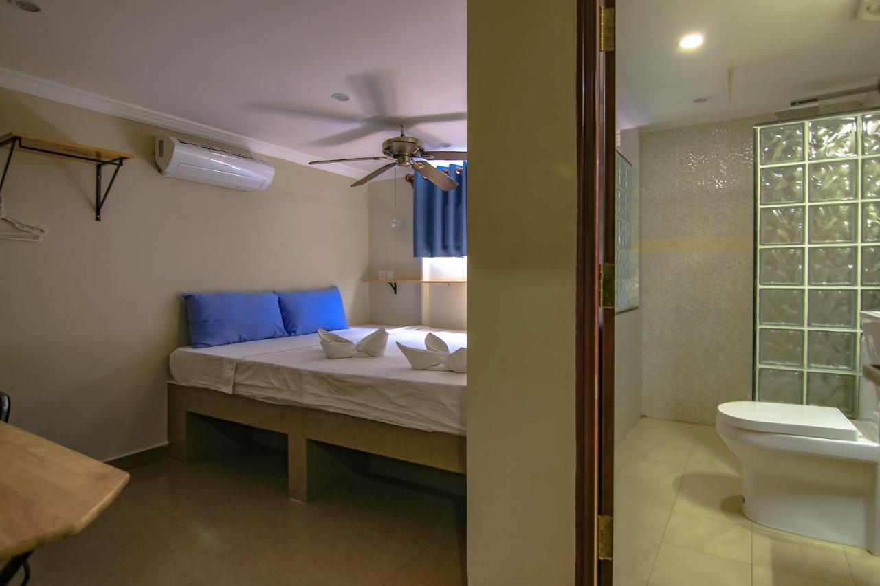 Bar Oz Riverside Guesthouse Πνομ Πενχ Εξωτερικό φωτογραφία